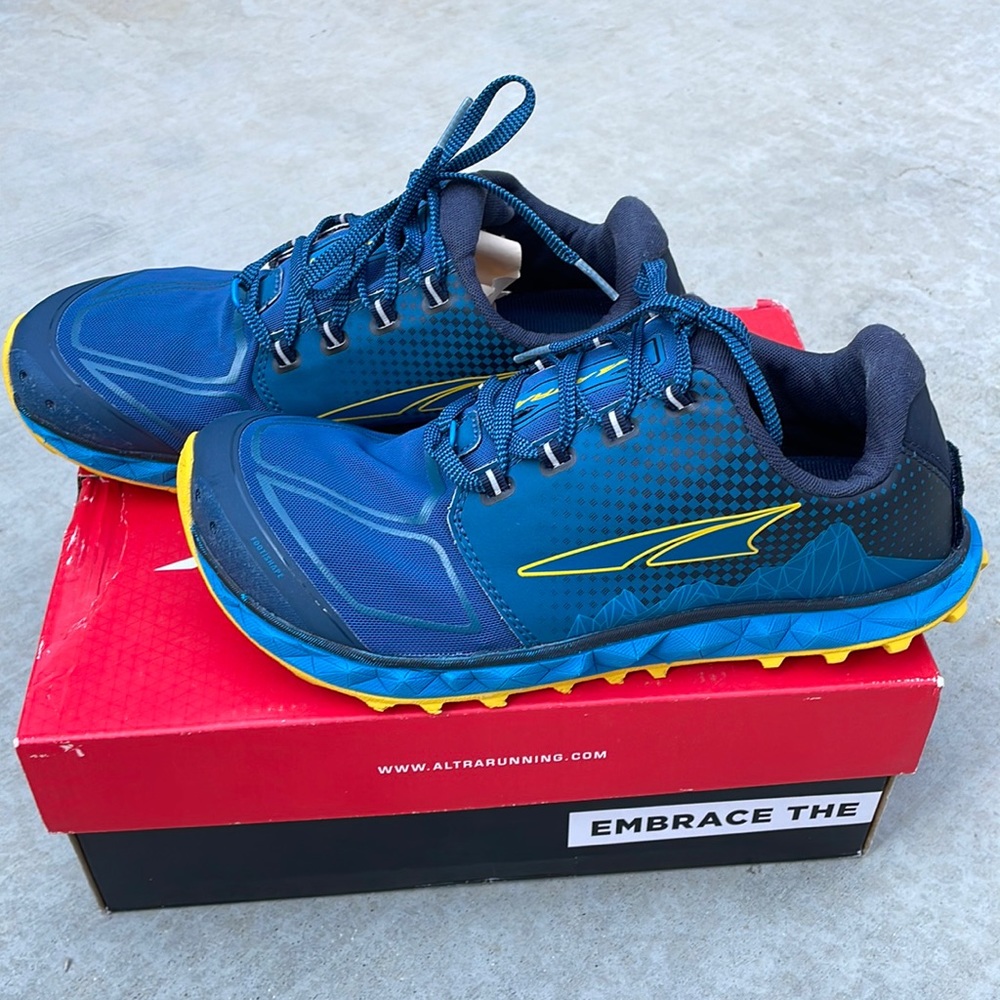 LN Altra Superior 4.5 Trail Running shoe